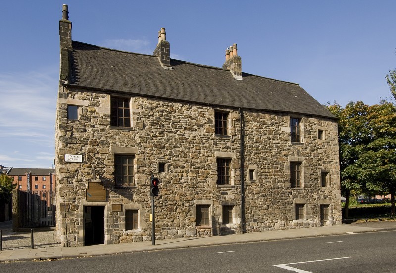 Exterior Provands Lordship (Oct 07)