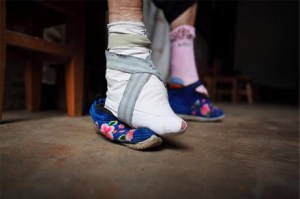 three-inch-golden-lotus-02-chinaancient-dot-com-jpg