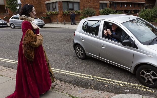 hannah-betts-car-t_3499135b