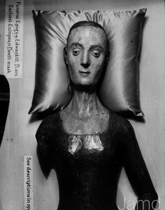 tumblr_n7ydcv9l2K1sp2m24o1_250