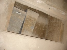 burial-chamber-121121
