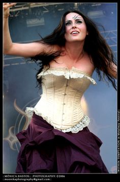 90f43c7117f6527eb3af65268110ae6b--singers-lee